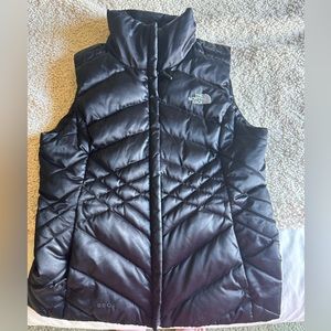 Women’s North Face Vest- Size S